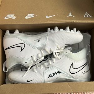 Nike Alpha Menace Varsity 3 Men's Football Cleats size 8 white black